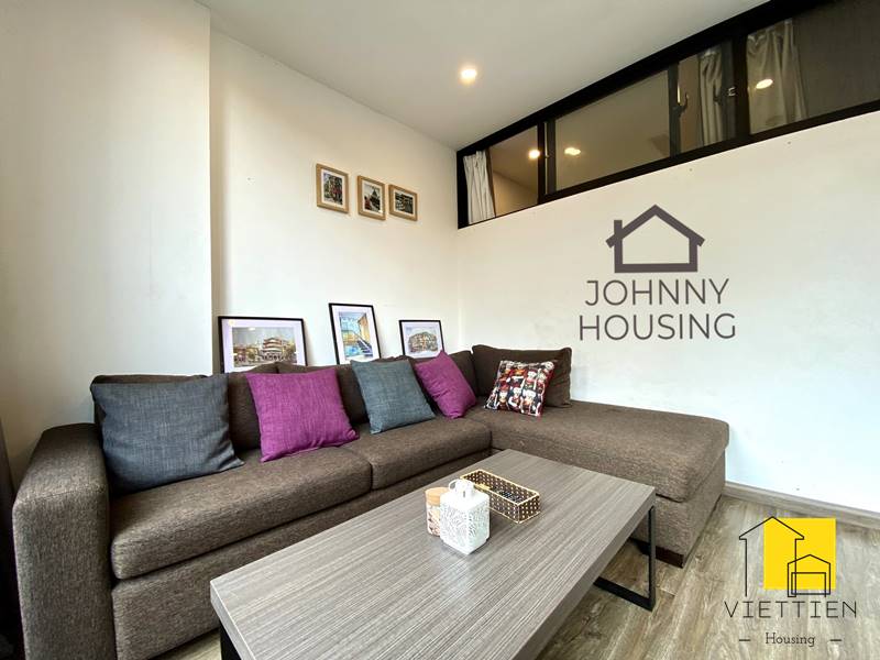 Modern 2 bedrooms apartment with balcony for rent near Tay Ho pagoda, Hanoi ID 0043