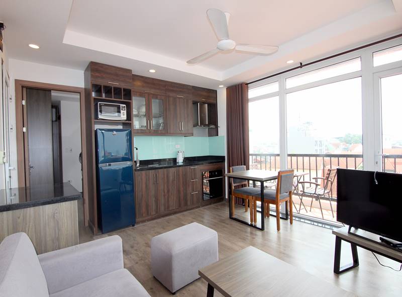 High floor one bedroom with balcony for rent on To Ngoc Van, Tay Ho ID 0047