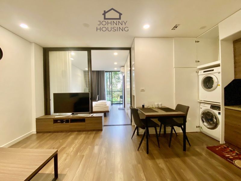 Modern 1 bedroom apartment with balcony for rent on Trinh Cong Son, Tay Ho, Hanoi ID 0049