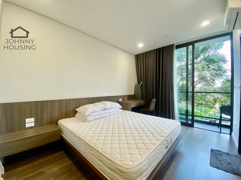 Modern 1 bedroom apartment with balcony for rent on Trinh Cong Son, Tay Ho, Hanoi ID 0049