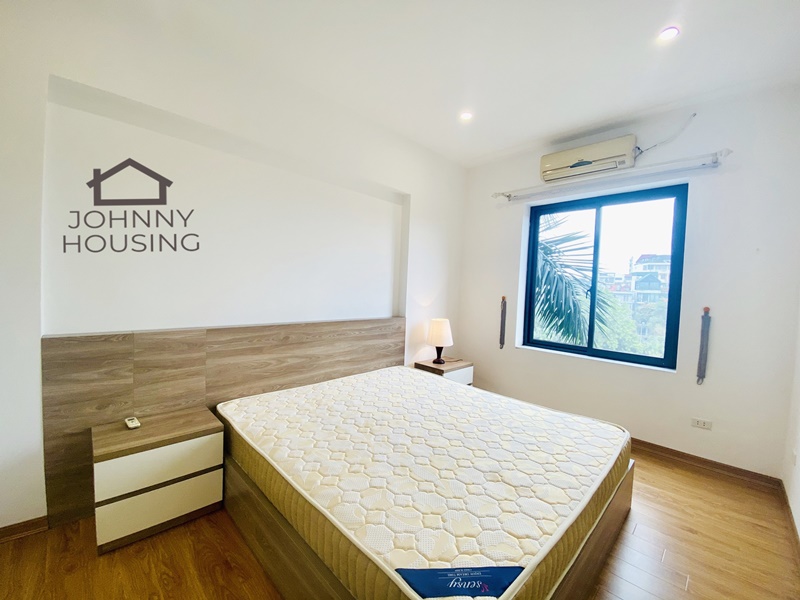 Bright and spacious 2 bedroom apartment on Tu Hoa ID 0053