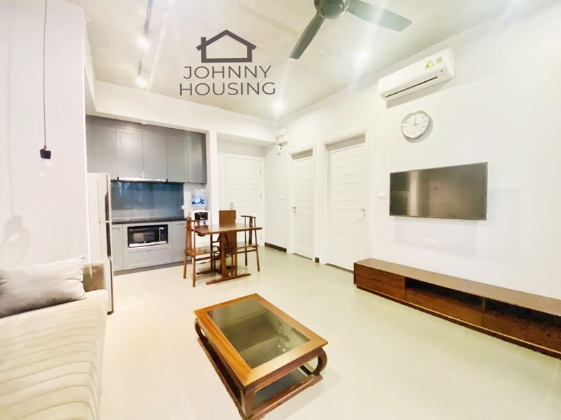 Nice 1 bedroom apartment with character on Tu Hoa ID 0061