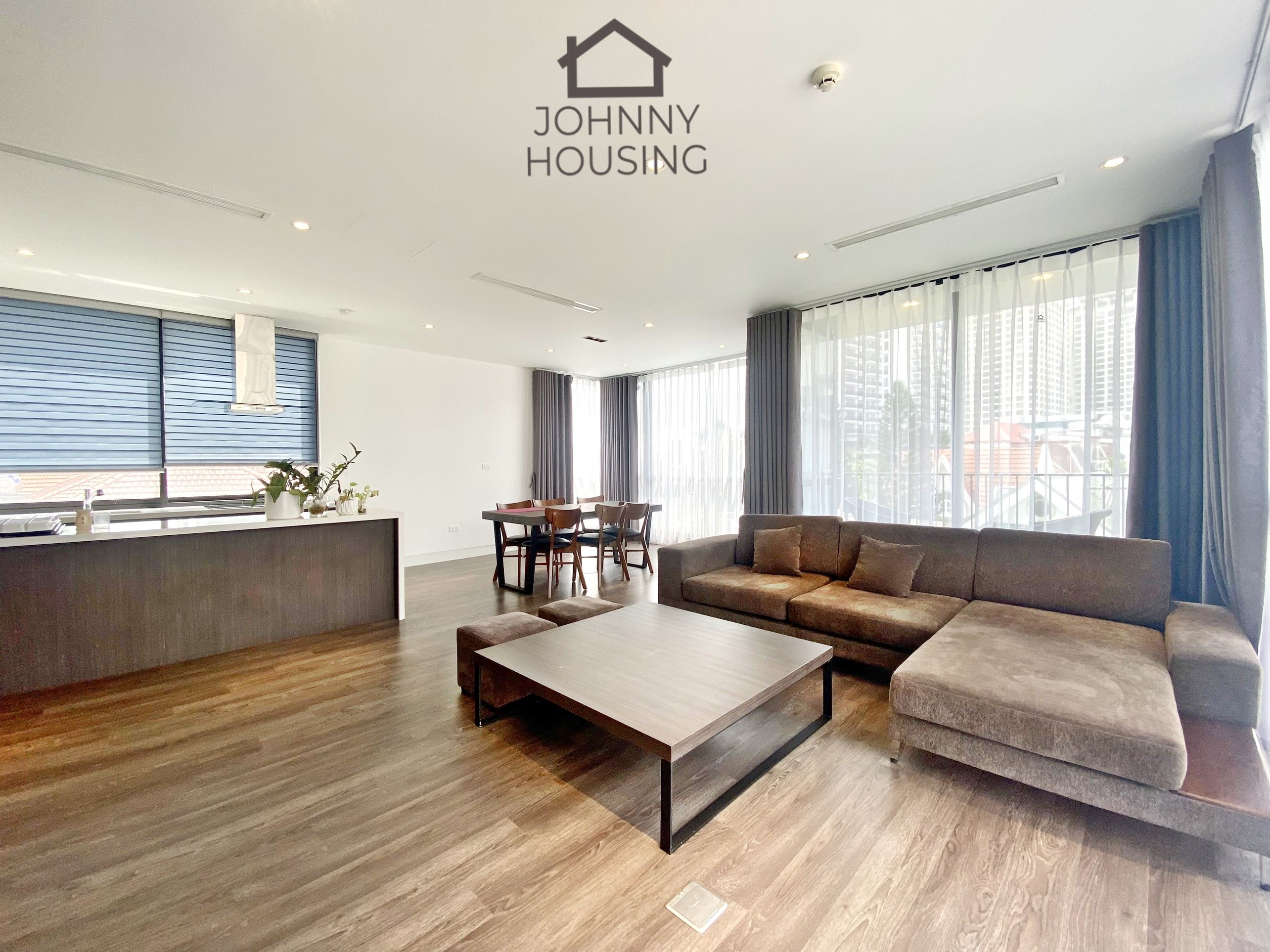 Modern 3 Bedroom Apartment on To Ngoc Van street