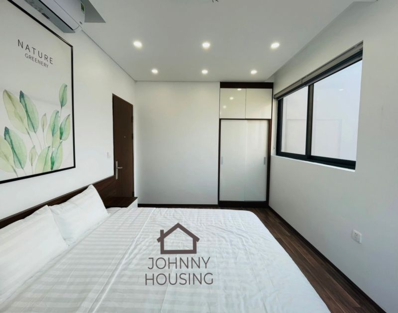 Modern brand new 2 bedroom apartment with rooftop and big balcony on Trinh Cong Son ID 0065