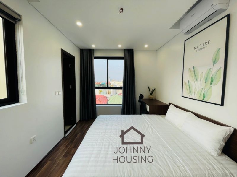 Modern brand new 2 bedroom apartment with rooftop and big balcony on Trinh Cong Son ID 0065