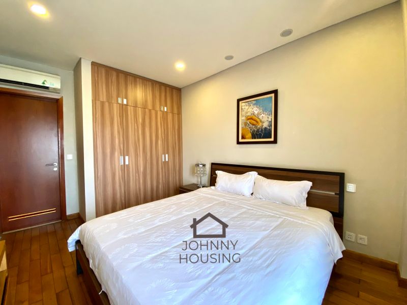 Gorgeous modern 2 bedroom apartment with large balcony and greenery view on Trinh Cong Son ID 0067