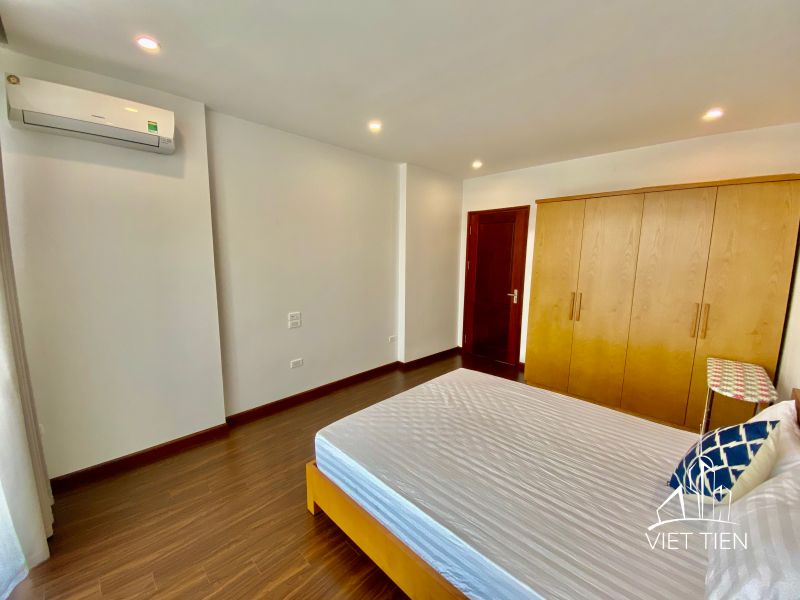 Spacious 2 bedroom and 1 working room with large balcony and greenery view on Nhat Chieu ID 0069