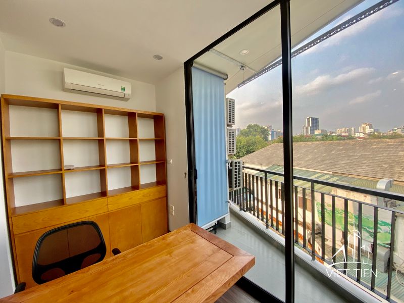 Spacious 2 bedroom and 1 working room with large balcony and greenery view on Nhat Chieu ID 0069