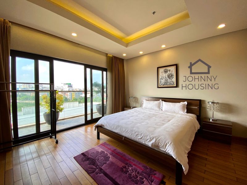 Amazing 1 bedroom apartment with beautiful view on Trinh Cong Son ID 0074