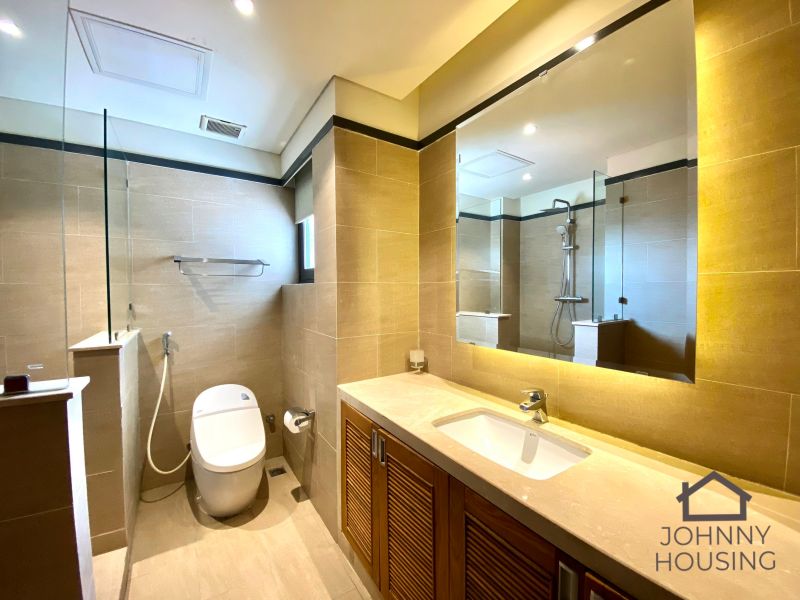 Gorgeous duplex 3 bedroom apartment on Trinh Cong Son with big terrace ID 0075