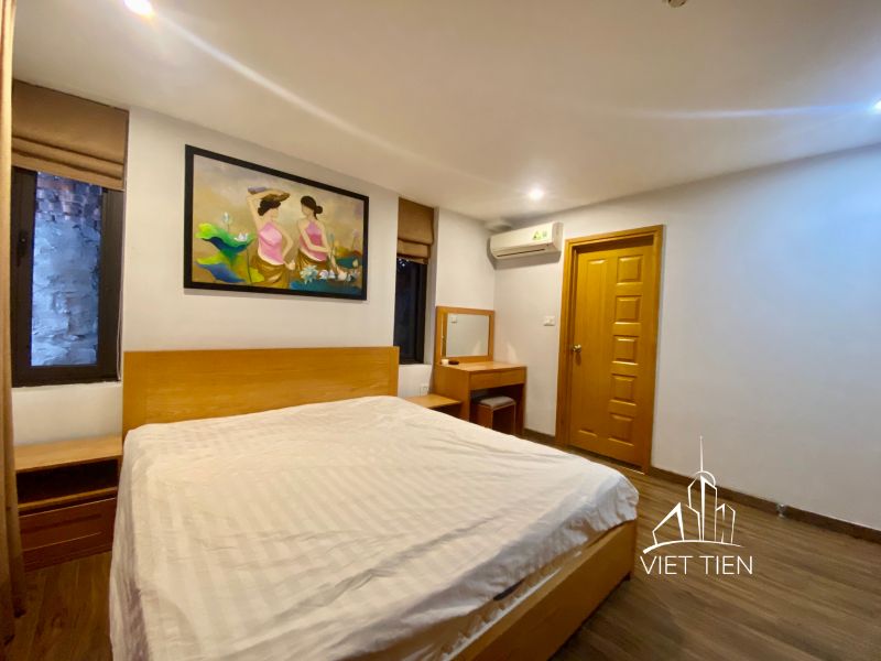 Lake view 2 bedroom apt with big balcony on Nhat Chieu ID 0078