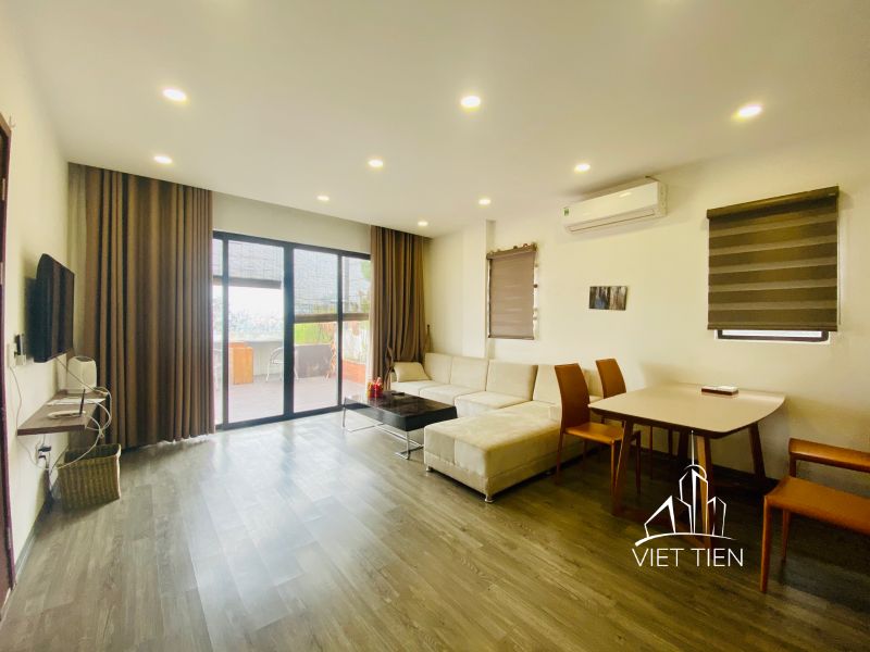 Rooftop 1 bedroom apartment on Nhat Chieu with big balcony and lake view ID 0080