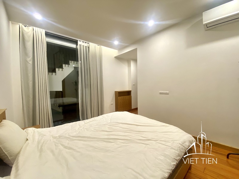 Spacious 2 bedrooms aparment on Dang Thai Mai Street ID 0089