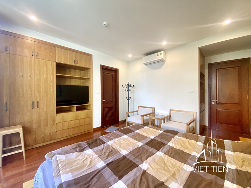 Spacious 2 bedrooms aparment on Dang Thai Mai Street ID 0089