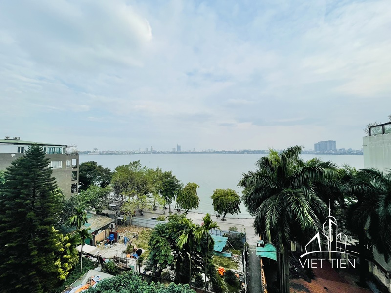 Lake view duplex 3 bedrooms apartment on Dang Thai Mai Street ID 0091