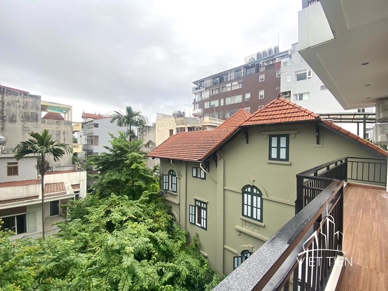 Green view with balcony 1 bedroom apartment on Dang Thai Mai ID 0093