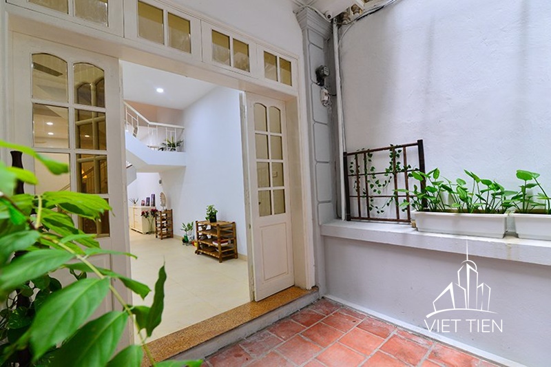 Duplex 2 bedrooms apartment on Dang Thai Mai Street ID 0100