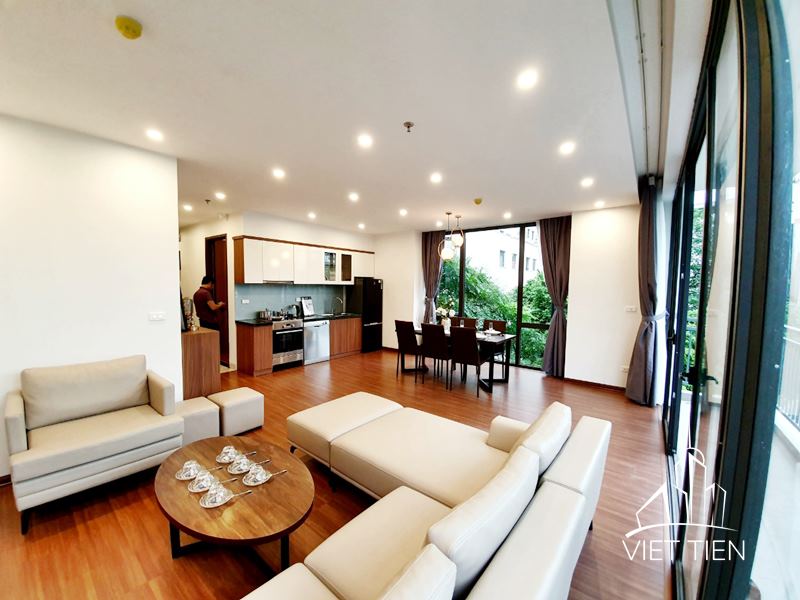 Elegant 3 bedroom apartment with modern interior and green view ID 0105