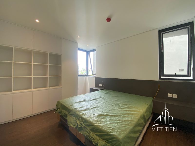 Spacious modern 2 bedroom with big balcony on Nhat Chieu ID 0107