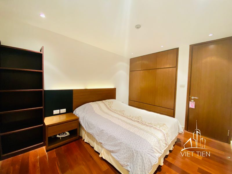 Modern 2 bedroom with big balcony for rent in Tay Ho ID 0109