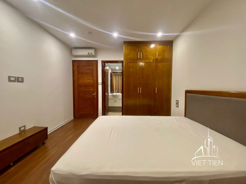 Cozy modern 2 bedroom apartment with big balcony for rent on Tay Ho ID 0121