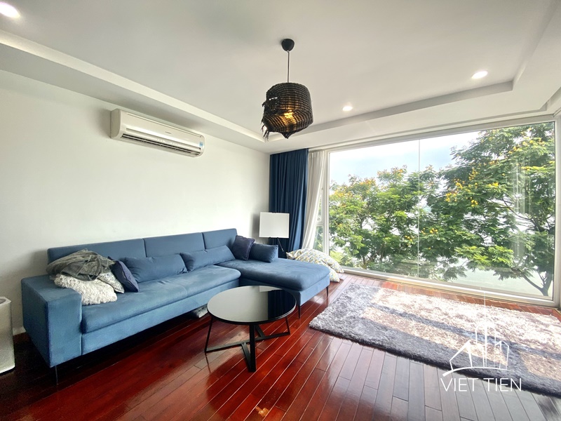 Stunning lake view 2 bedrooms apartment on Vu Mien Street ID 0125