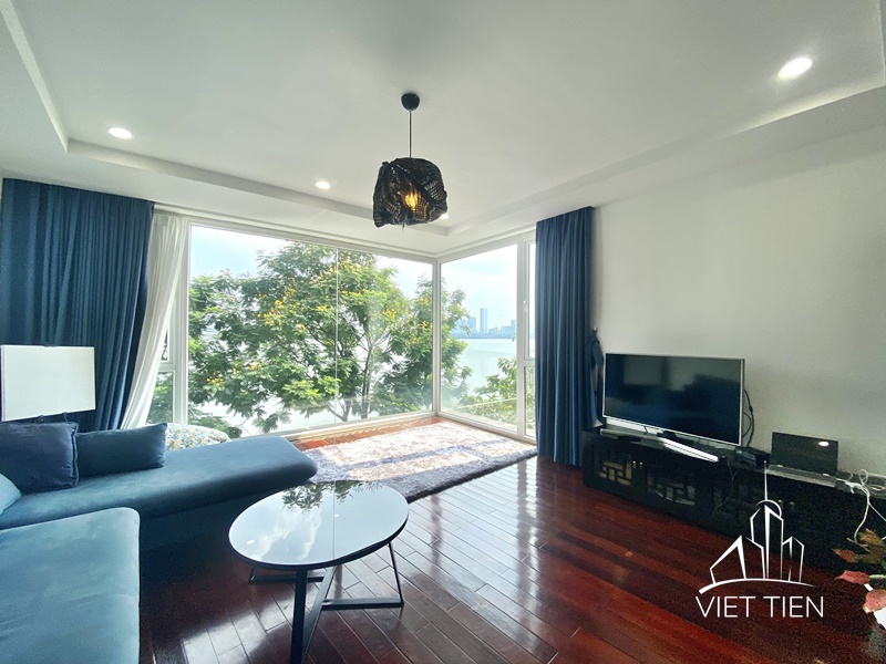 Stunning lake view 2 bedrooms apartment on Vu Mien Street ID 0125