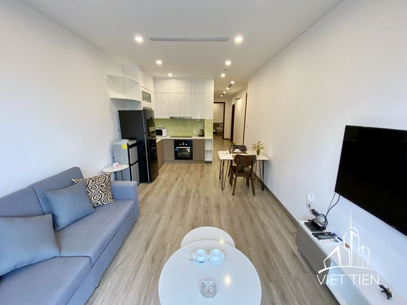 Amazing modern 2 bedroom apartment with lake view on Tu Hoa ID 0130