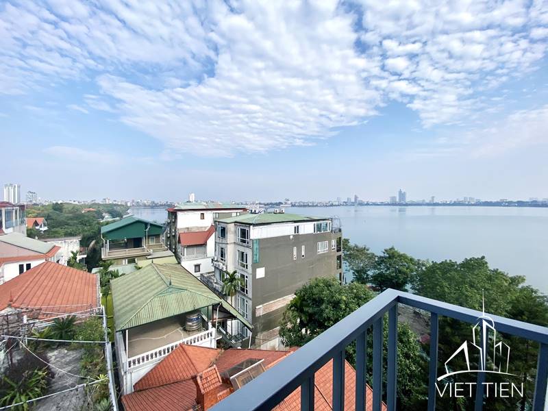 Beautiful lake view 2 bedrooms with large roof top terrace for rent in Tay Ho, Hanoi