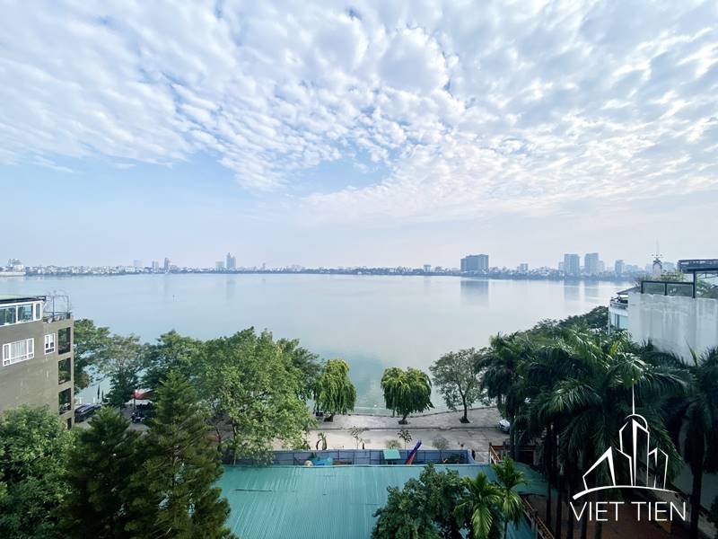 Beautiful lake view 2 bedrooms with large roof top terrace for rent in Tay Ho, Hanoi