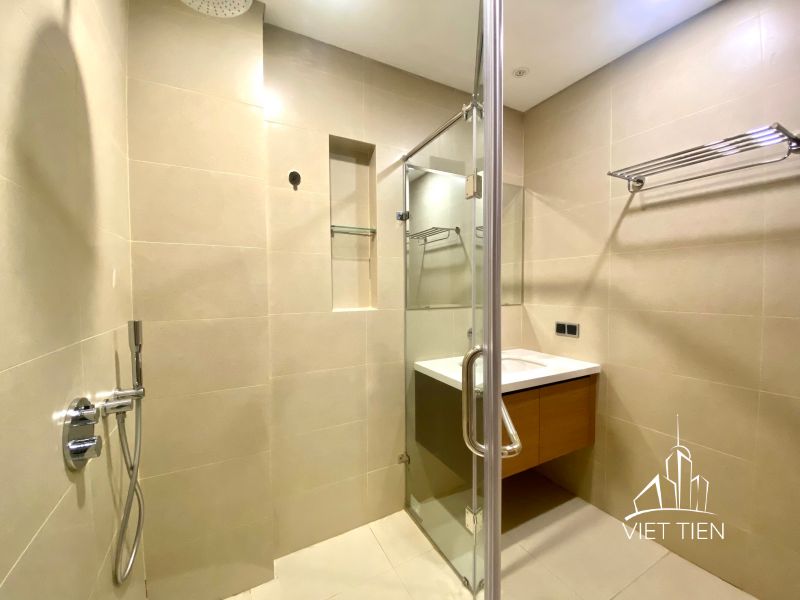 Cozy modern 2 bedroom apartment on Tay Ho street ID 0135