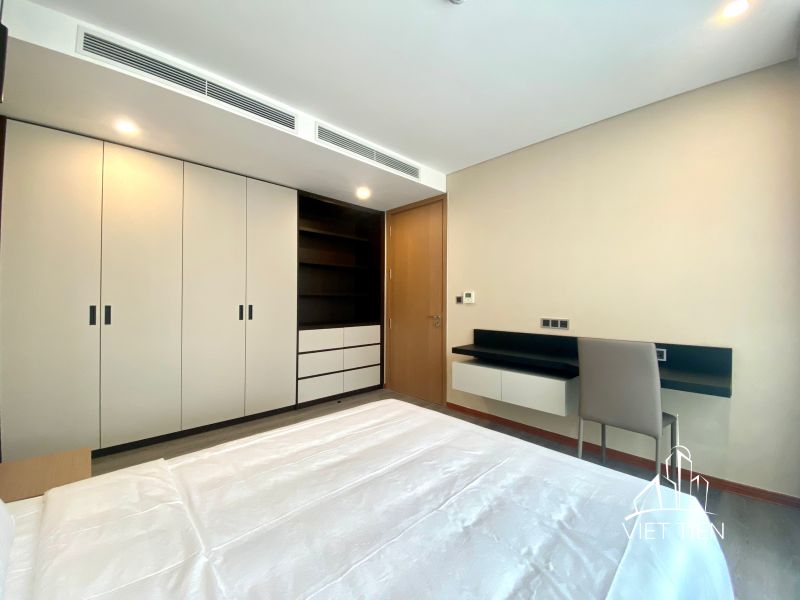 Cozy modern 2 bedroom apartment on Tay Ho street ID 0135