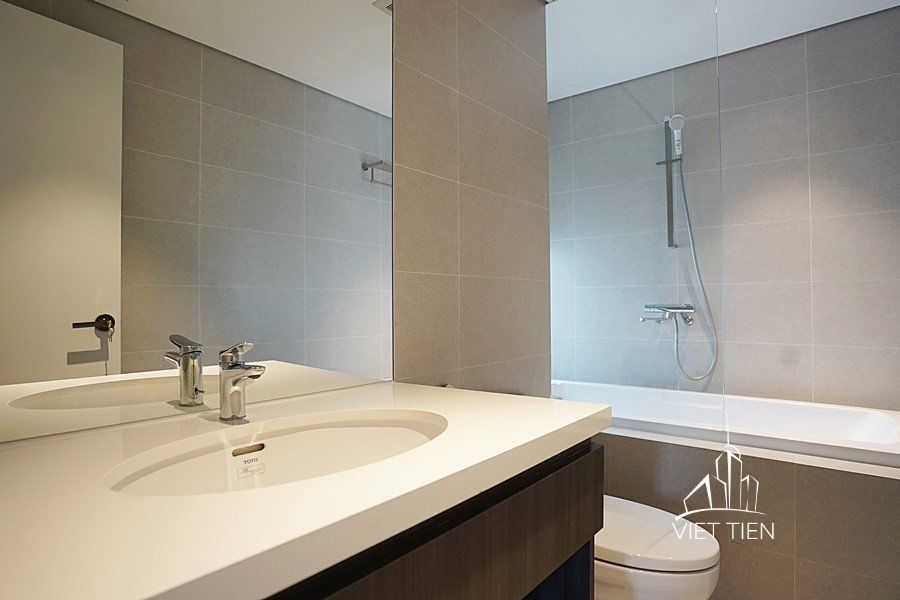 Bright modern 2 bedroom apartment for rent in Tay Ho ID 0143