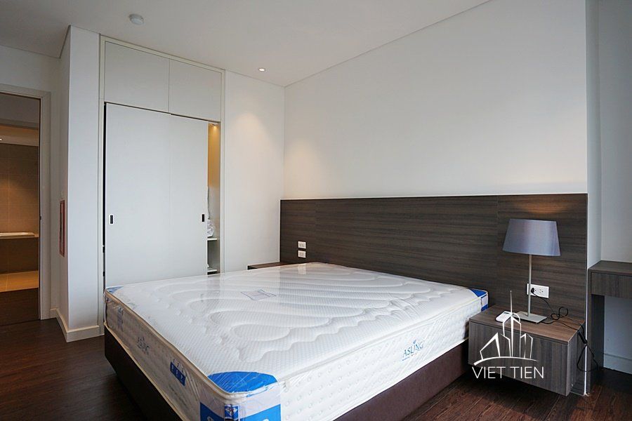 Bright modern 2 bedroom apartment for rent in Tay Ho ID 0143