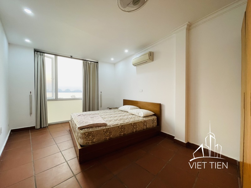 Beautiful 2 bedrooms lake view apartment on Vu Mien Street ID 0154