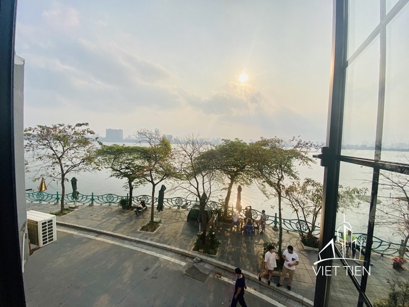 Lake view 1 bedroom apartment with balcony on Vu Mien Str ID 0159