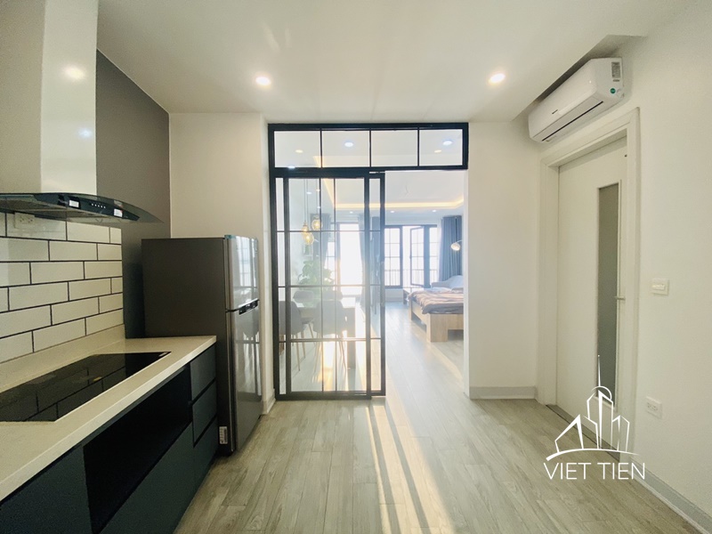 Lake view 1 bedroom apartment with balcony on Vu Mien Str ID 0161