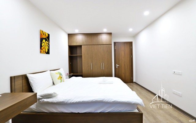 Modern spacious 1 bedroom for rent with balcony in Tay Ho area ID 0163