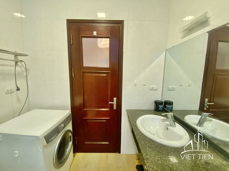 Lake View, 2 Bedroom With Balcony And Lots Of Natural Light On Yen Hoa Str. ID: 0170