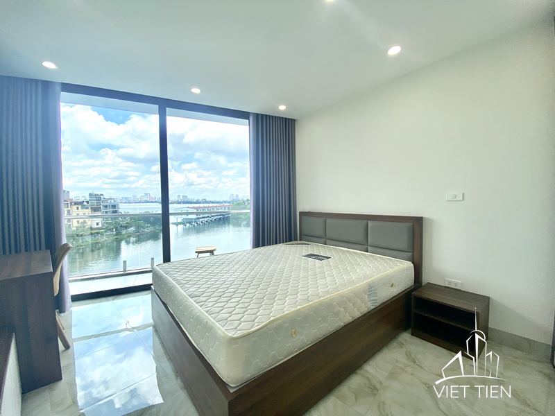 Lake View, 1 Bed Apartment With Balcony on Yen Hoa Str. ID: 0171