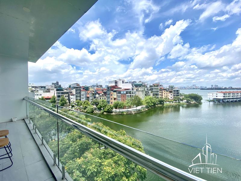 Lake View, 1 Bed Apartment With Balcony on Yen Hoa Str. ID: 0171