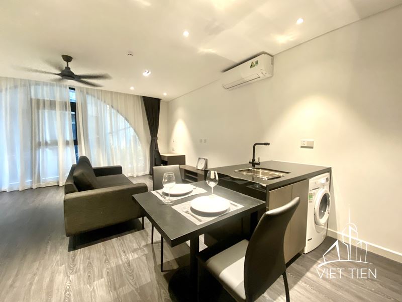 Modern Studio Apartment on Xuan Dieu street near Syrena Building ID 0172