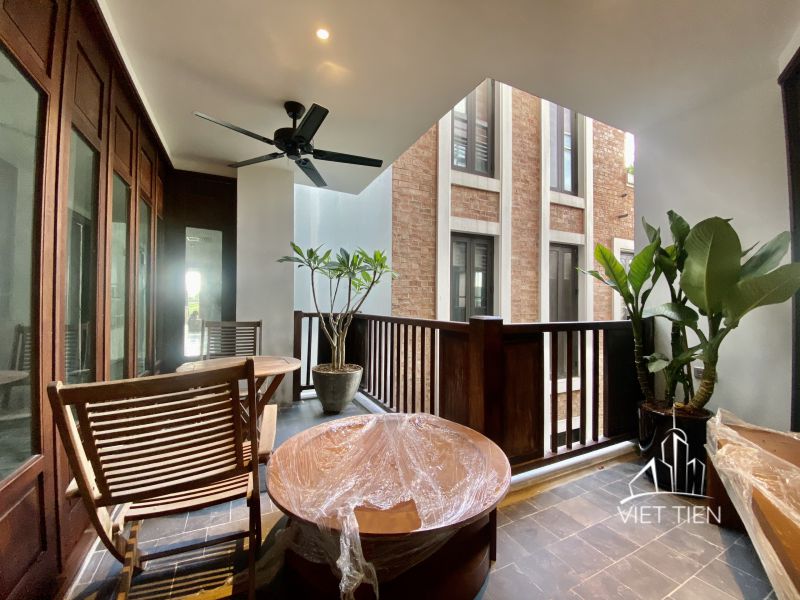 Modern spacious 4 bedroom with big balcony and greenery view on Quang Khanh ID 0175