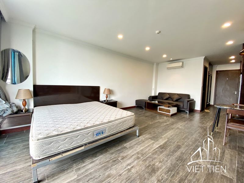 Studio With LakeView Balcony on Yen Hoa Str. ID: 0177