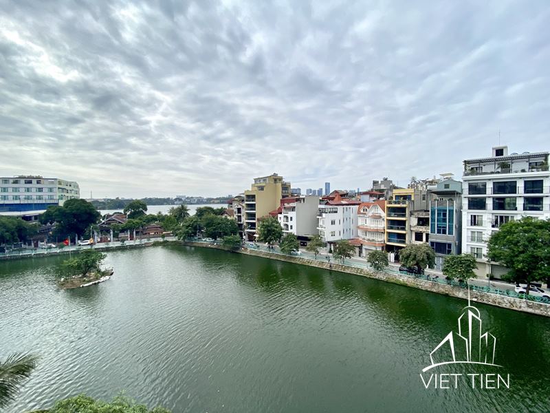 Studio With LakeView Balcony on Yen Hoa Str. ID: 0177