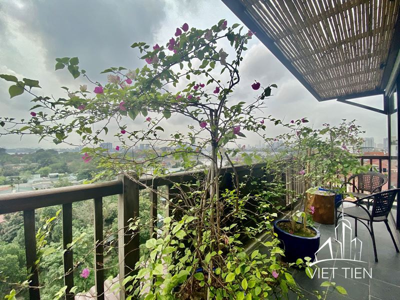 2 Bedrooms Apartment With Bacolny on Xom Chua Str. ID: 0179