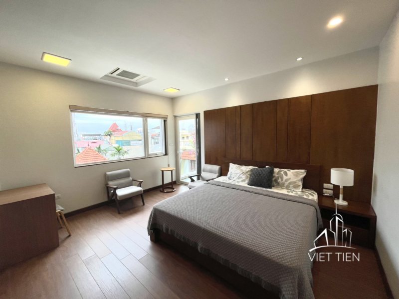 Spacious modern 3 bedroom with big balcony on Quang Khanh ID 0181