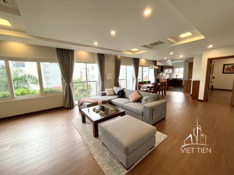 Spacious modern 3 bedroom with big balcony on Quang Khanh ID 0181