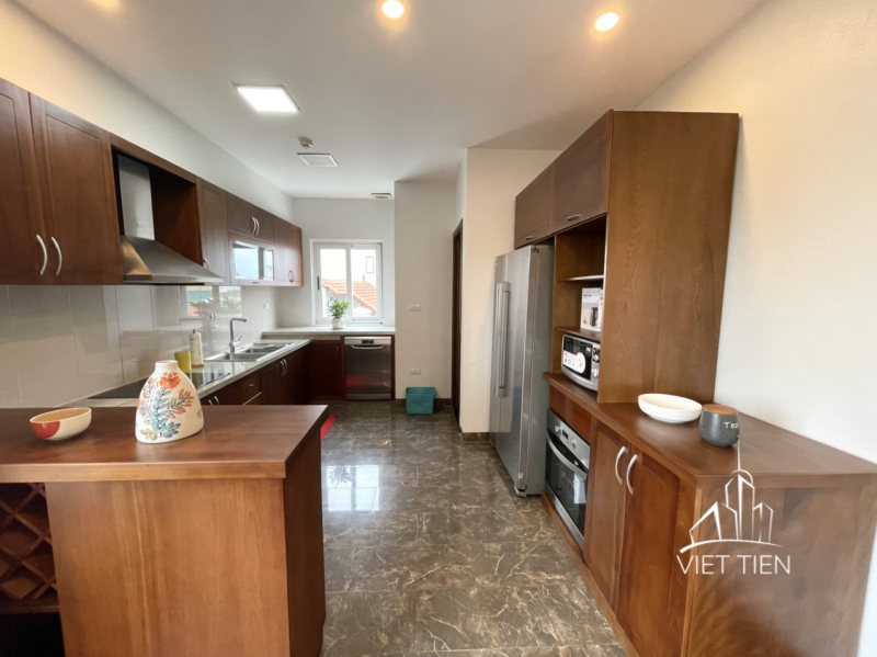 Spacious modern 3 bedroom with big balcony on Quang Khanh ID 0181