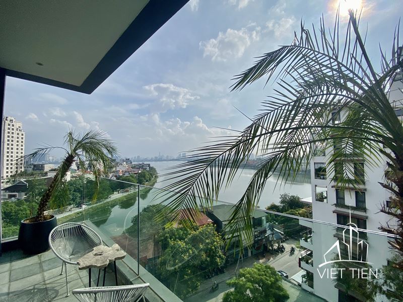 Stylish 3 Bedroom Apartment on Xuan Dieu street with Lake View ID 0184